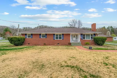 3643 Gazebo Dr, Shawsville, VA 24162