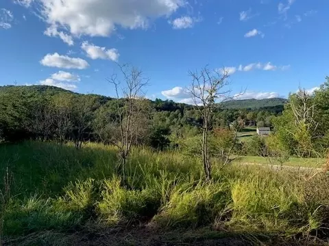 7409 Old Mill Plantation Dr, Roanoke, VA 24018