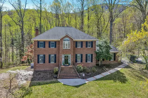 6671 Mallard Lake Ct, Roanoke, VA 24018