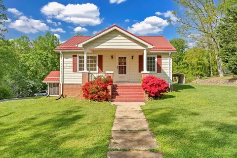 1054 Martin Mcneil Rd, Salem, VA 24153
