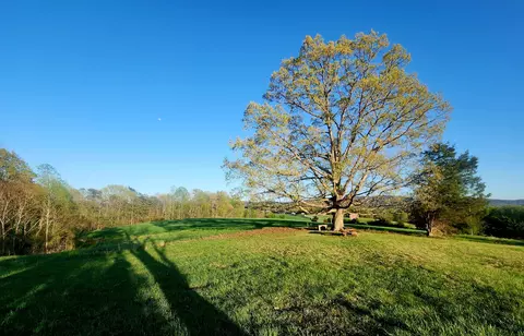 6 Mimosa Ln, Rocky Mount, VA 24151