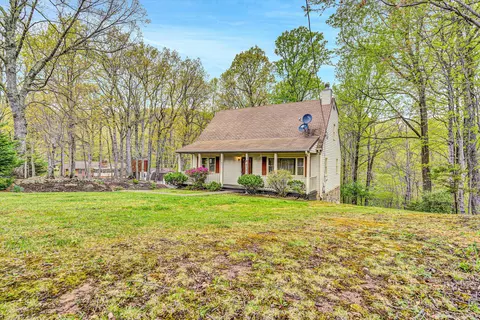 1182 Wild Turkey Run Rd, Vinton, VA 24179