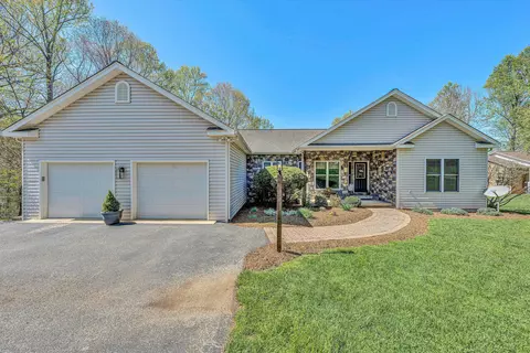 1295 Idlewood Rd, Hardy, VA 24101
