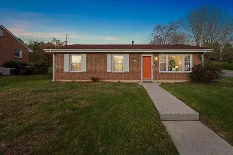 5501 Daytona Rd, Roanoke, VA 24019