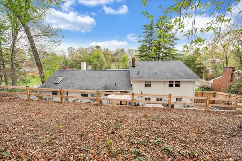 Exterior - 3522 Pinevale Rd, Roanoke, VA 24018 photo 19 of 30