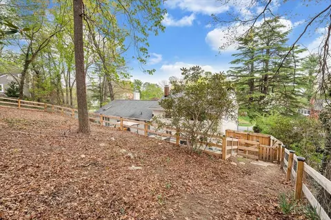 Exterior - 3522 Pinevale Rd, Roanoke, VA 24018 photo 18 of 30