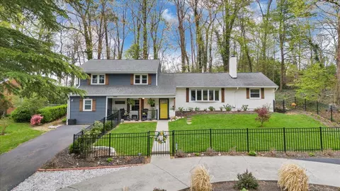 Exterior - 3522 Pinevale Rd, Roanoke, VA 24018 photo 24 of 30