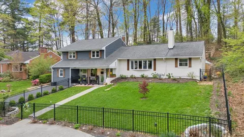 Exterior - 3522 Pinevale Rd, Roanoke, VA 24018 photo 30 of 30