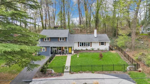 Exterior - 3522 Pinevale Rd, Roanoke, VA 24018 photo 25 of 30