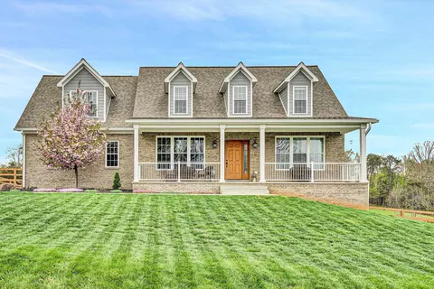 111 Halsey Ct, Wirtz, VA 24184