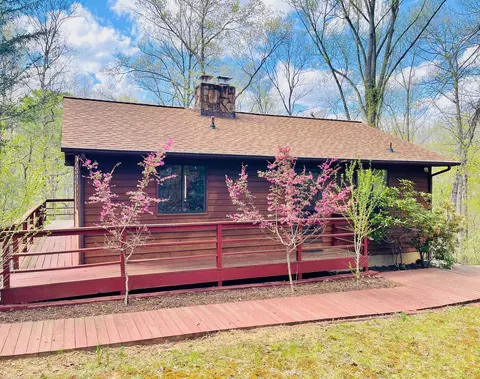 103 Cables Ct, Goodview, VA 24095