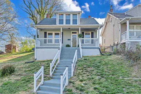 922 11th St SE, Roanoke, VA 24013