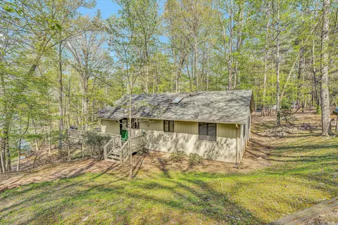 75 Nuthatch Cir, Moneta, VA 24121