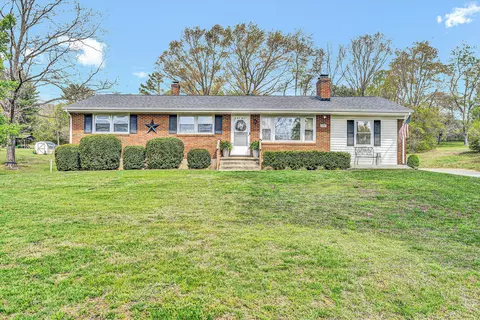 2747 Brogan Cir, Salem, VA 24153
