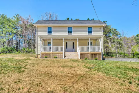 319 Trinity Rd, Troutville, VA 24175