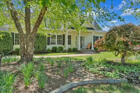 530 Mallard Point Rd, Wirtz, VA 24184