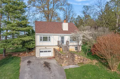 42 Keswick Ct, Troutville, VA 24175