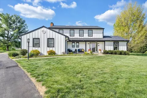 49 Coachman Pl, Troutville, VA 24175
