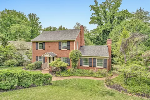 2833 Longview Ave SW, Roanoke, VA 24014