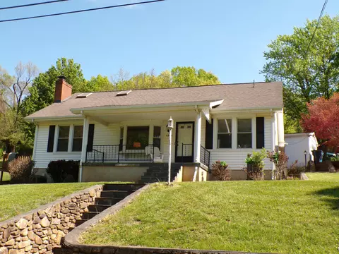 4544 Narrows Ln SW, Roanoke, VA 24014