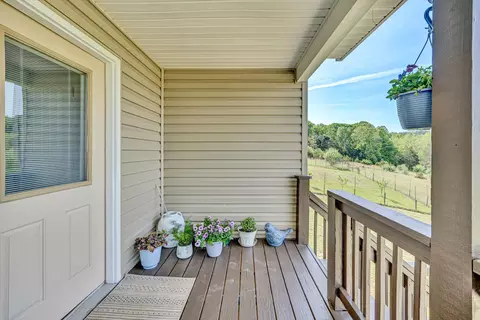 1410 Flowing Springs Rd, Buchanan, VA 24066 photo 8