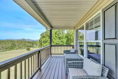 1410 Flowing Springs Rd, Buchanan, VA 24066 photo 7