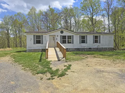 1188 Easter Ln, Blue Ridge, VA 24064