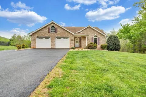 98 Shanleys Loop, Ferrum, VA 24088