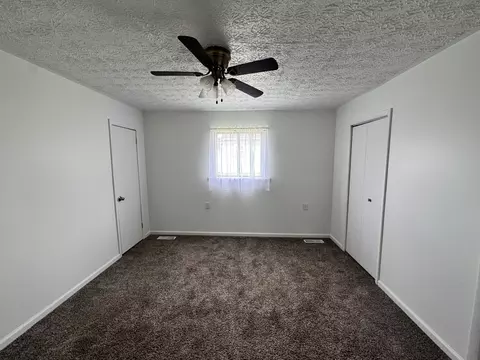 814 N N Rockbridge Ave, Covington, VA 24426 photo 7