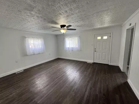 814 N N Rockbridge Ave, Covington, VA 24426 photo 12