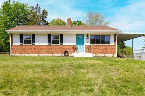 1124 Hartsook Blvd SE, Roanoke, VA 24014