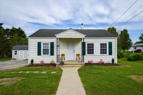 2810 Cannaday Rd NE, Roanoke, VA 24012