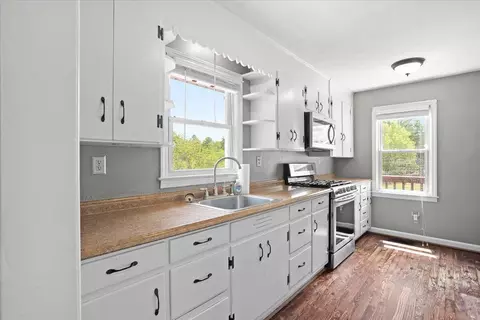 Kitchen - 9462 Goodview Rd, Goodview, VA 24095 photo 2 of 2
