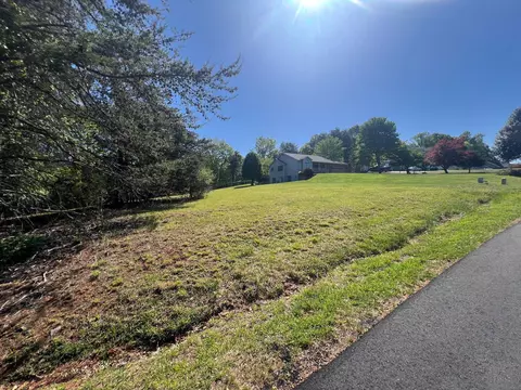 0 Indian Pointe Dr, Hardy, VA 24101