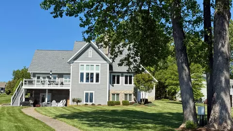 60 Sandpiper Cir, Penhook, VA 24137
