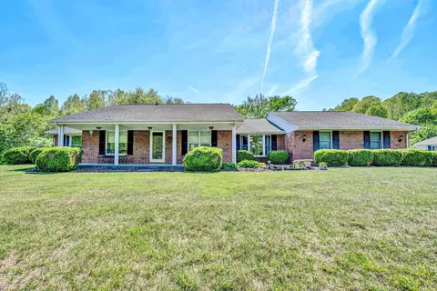 1033 Annie Bell Rd, Blue Ridge, VA 24064