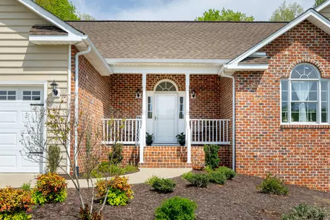 7209 E Ferry Rd, Gladys, VA 24554 photo 2