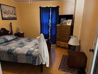 Bedroom - 20374 Main St, Buchanan, VA 24066 photo 2 of 4