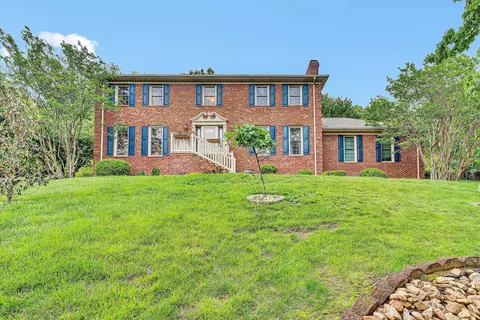 5643 Orchard Valley Cir, Roanoke, VA 24018