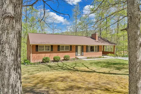 3160 Brian Rd, Salem, VA 24153
