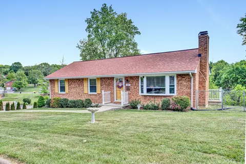 5317 Eveningwood Ln, Roanoke, VA 24019
