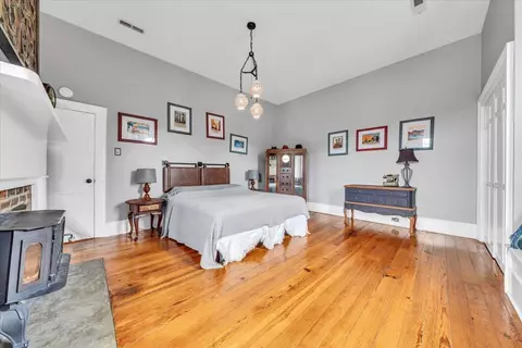 Bedroom - 2816 Lowesville Rd, Arrington, VA 22922 photo 7 of 13
