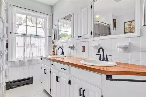 Bath - 2816 Lowesville Rd, Arrington, VA 22922 photo 6 of 9