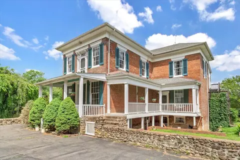 2816 Lowesville Rd, Arrington, VA 22922
