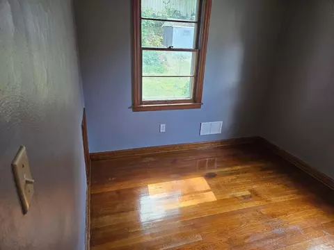 Bedroom - 2108 Wayne St NE, Roanoke, VA 24012 photo 2 of 3
