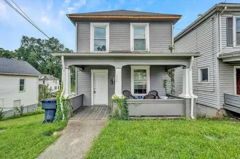 404 Harrison Ave NW, Roanoke, VA 24016