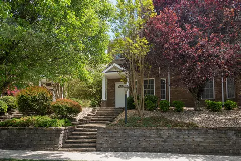 135 Phoenix Blvd NW, Christiansburg, VA 24073
