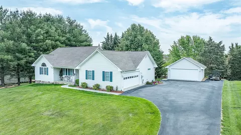151 Andrew Dr, Troutville, VA 24175