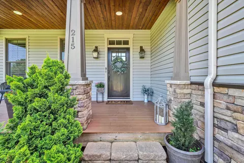 215 Bermuda Dr, Hardy, VA 24101 photo 8