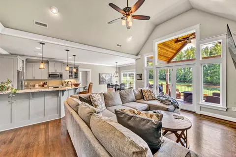 215 Bermuda Dr, Hardy, VA 24101 photo 13